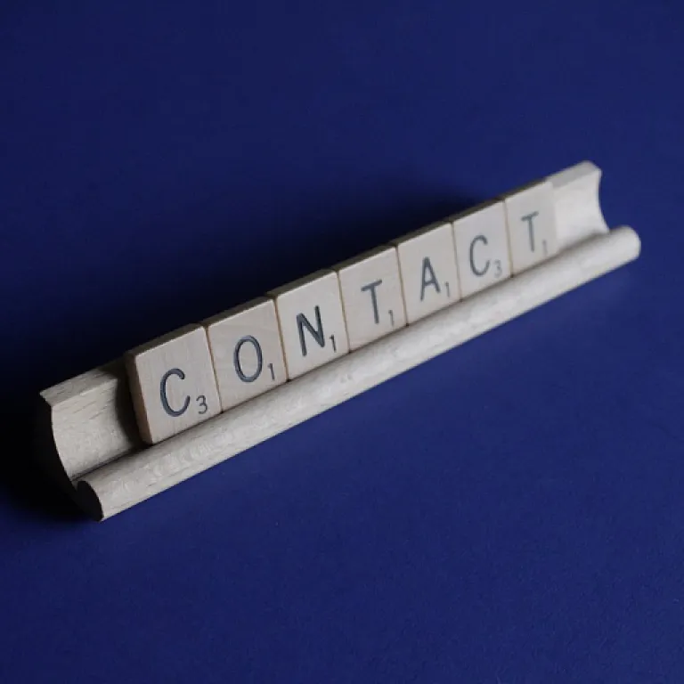 Comment structurer sa veille marketing digital avant la vente d’un site web