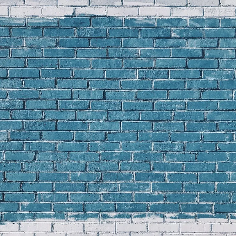 Comment reprendre en Bretagne un site web existant et sécuriser son projet entrepreneurial